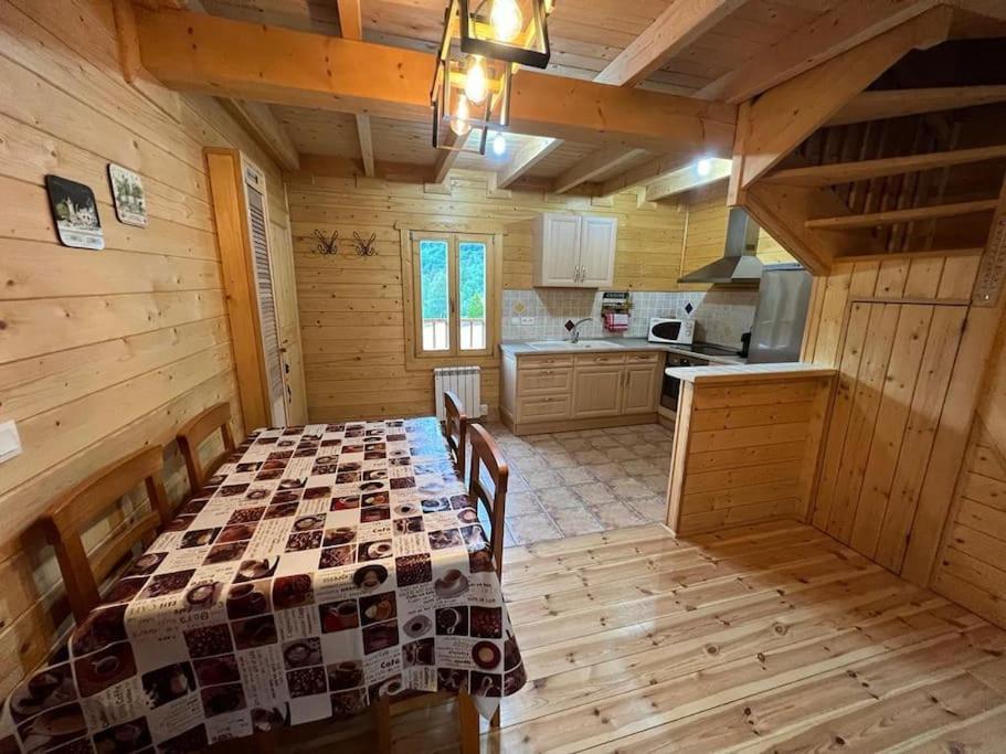 Chalet 6B Dans Les Pyrenees Proche D'Andorre ลอสปิตาเลต์-แพรส์-ลองดอร์ ภายนอก รูปภาพ